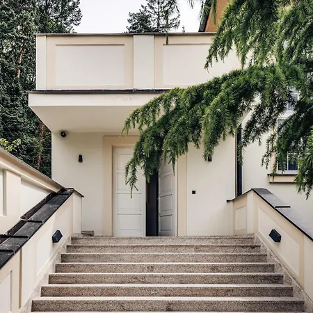 Villa Zlaty Slavik - Luxurious With Jevany