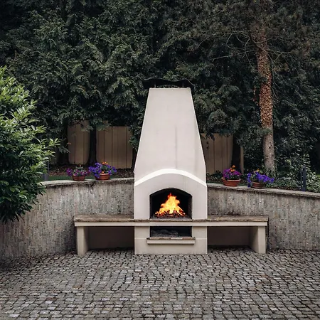 Villa Zlaty Slavik - Luxurious With Jevany