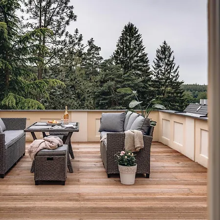 Villa Zlaty Slavik - Luxurious With Jevany