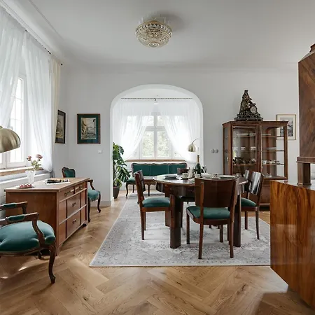 Zlaty Slavik - Luxurious With Jevany