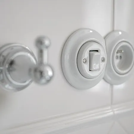 Zlaty Slavik - Luxurious With