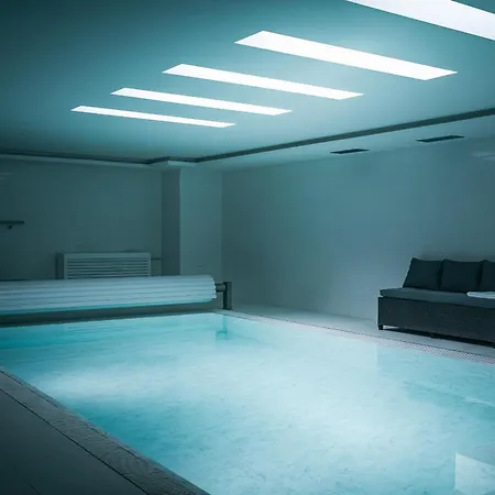 Zlaty Slavik - Luxurious With Jevany