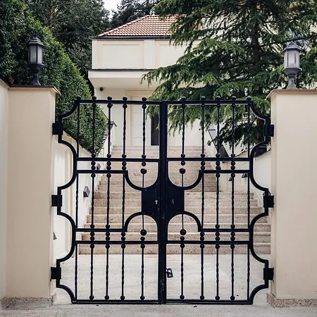 Zlaty Slavik - Luxurious With Villa *