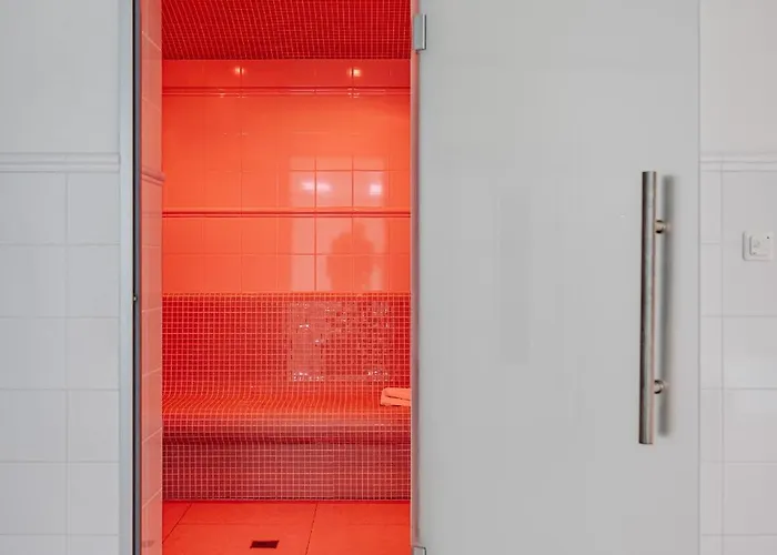 Zlaty Slavik - Luxurious With