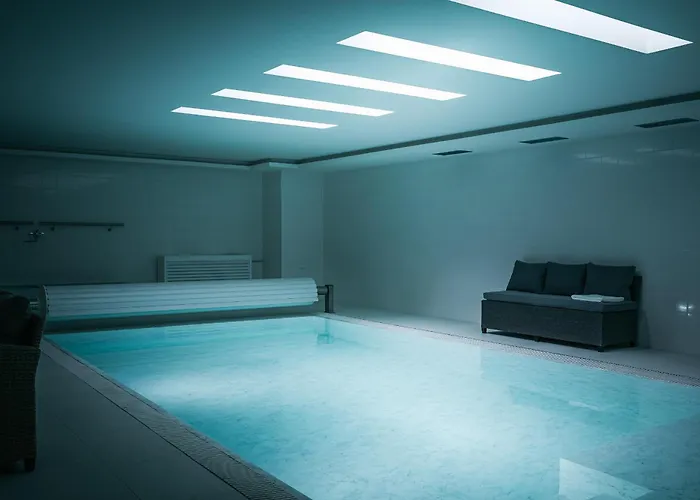 Zlatý Slavík - Luxurious With Jevany