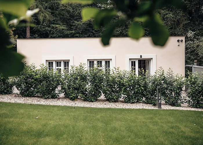 Zlaty Slavik - Luxurious With Villa Jevany