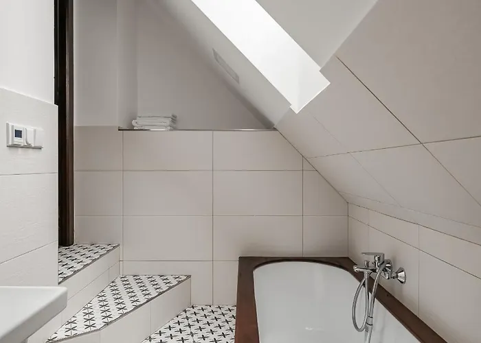 Zlatý Slavík - Luxurious With Villa